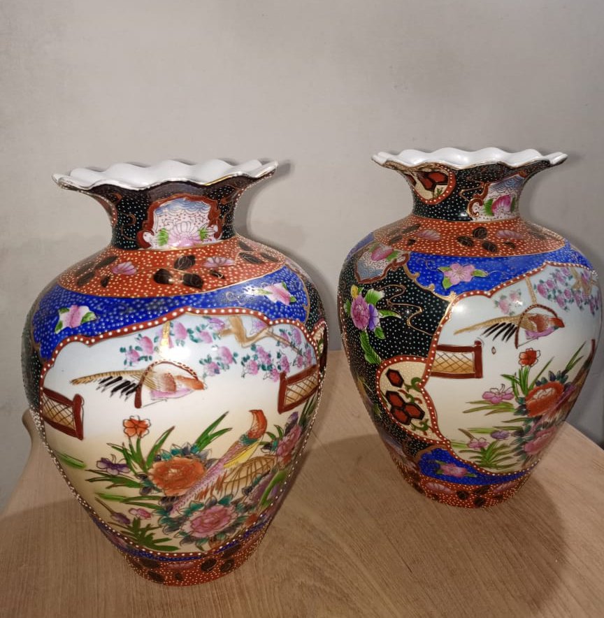 Pair of Vintage Chinese Vases-SoUnique.PK